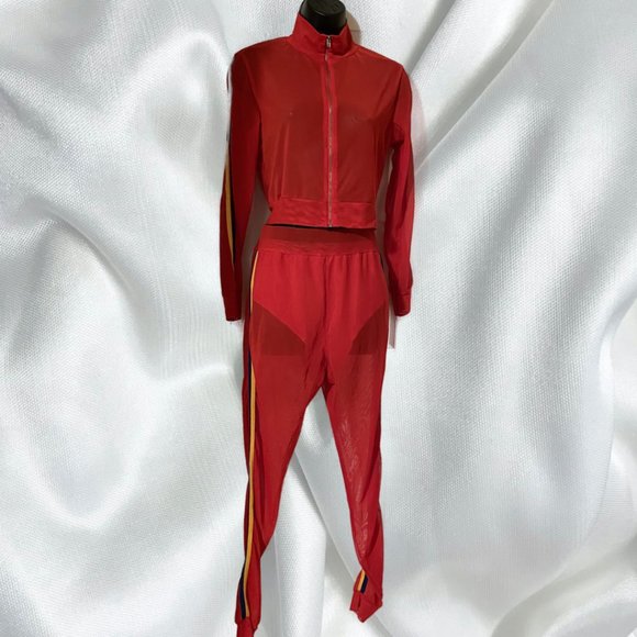 Red Mesh Matching Sports Jacket and Pants - Picture 3 of 5